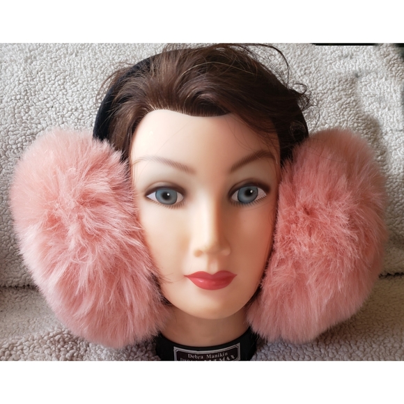 Accessories - Oversize lush rose gold earmuffs